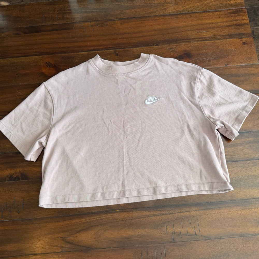 Nike Light Mauve Cropped T-Shirt